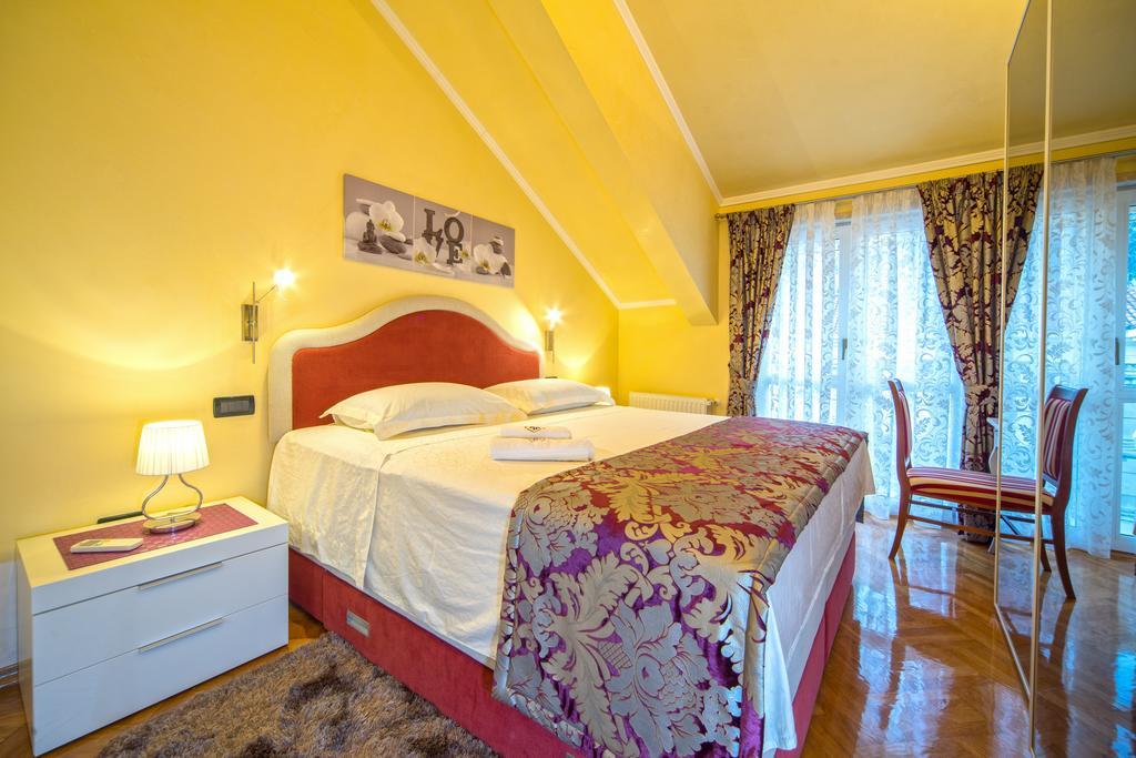 Apartments Anna Omiš Habitación foto